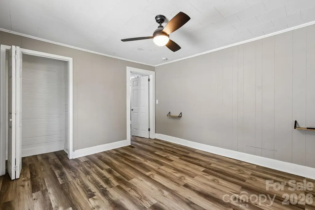 408 E Park Avenue Gastonia NC 28054