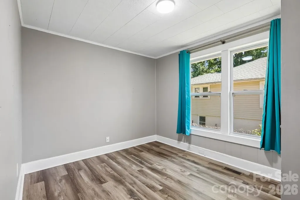 408 E Park Avenue Gastonia NC 28054