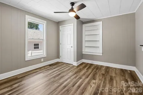 408 E Park Avenue Gastonia NC 28054