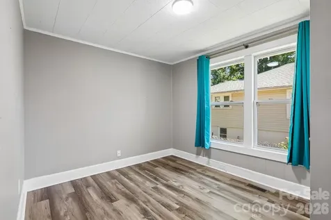 408 E Park Avenue Gastonia NC 28054