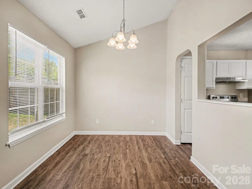 3744 Capps Hill Drive Charlotte NC 28216