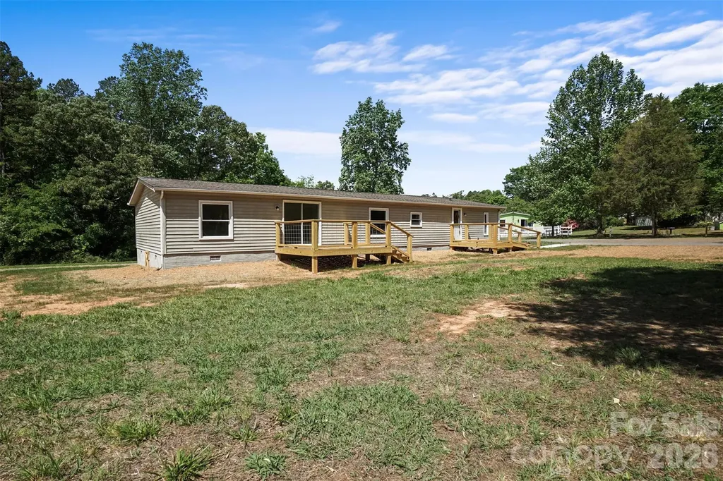 1305 Craig Drive Iron Station NC 28080