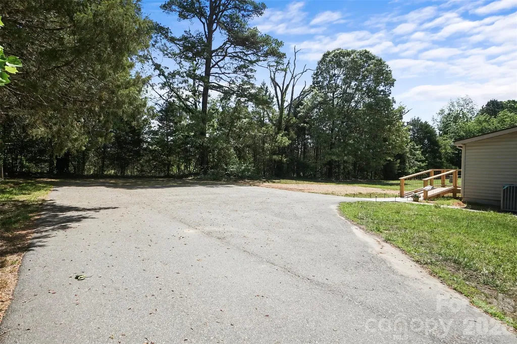 1305 Craig Drive Iron Station NC 28080