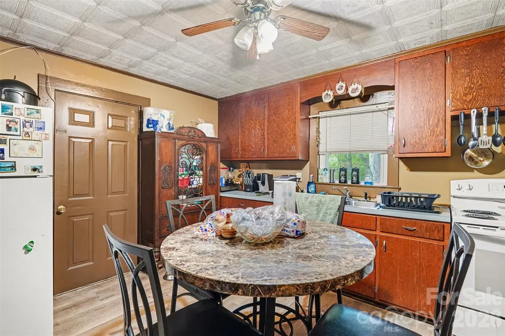 1730 2nd Street Place SW Hickory NC 28602