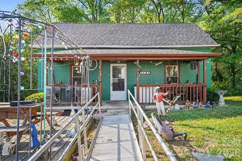 1730 2nd Street Place SW Hickory NC 28602