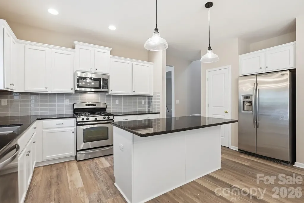 9013 Gailes Drive Charlotte NC 28278