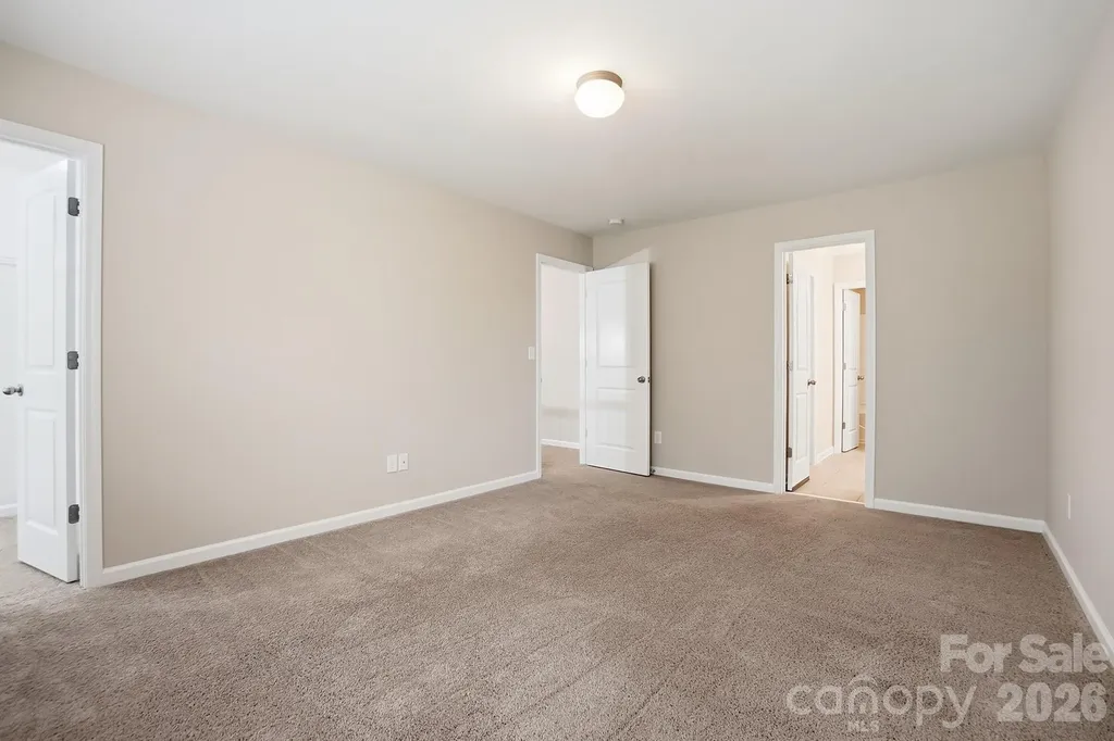 9013 Gailes Drive Charlotte NC 28278
