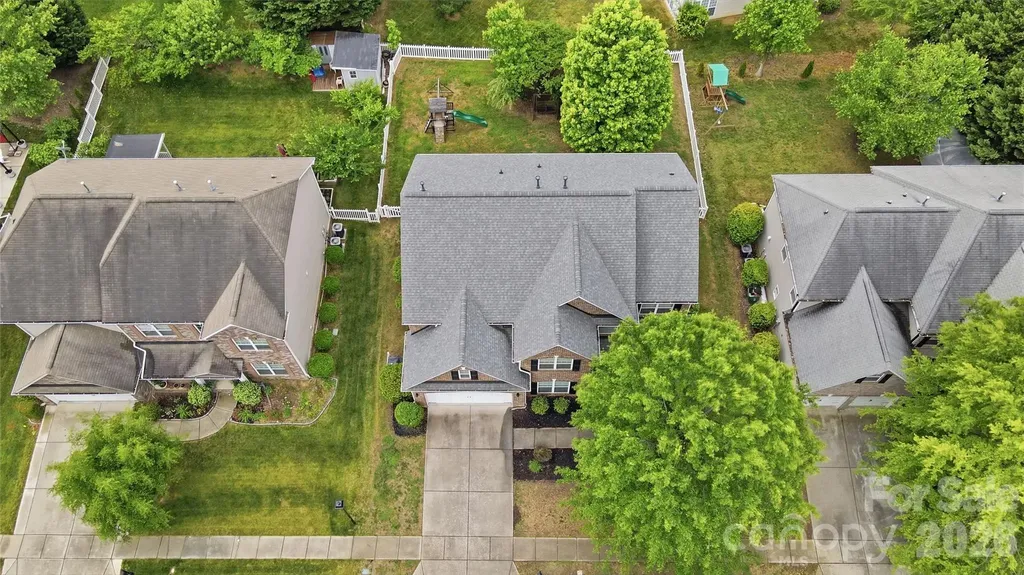 9013 Gailes Drive Charlotte NC 28278
