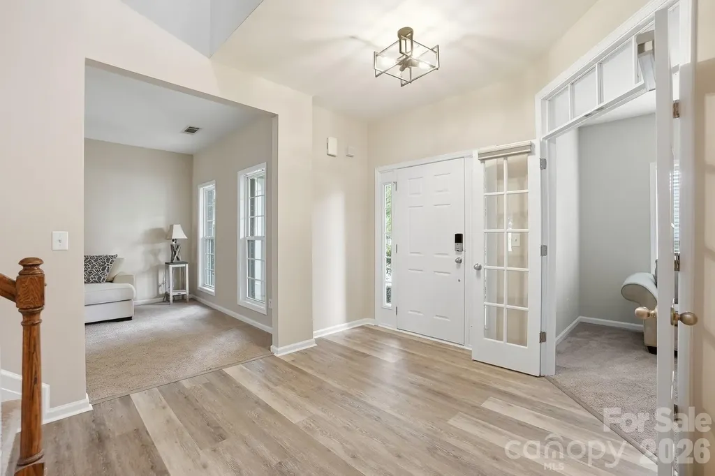 9013 Gailes Drive Charlotte NC 28278
