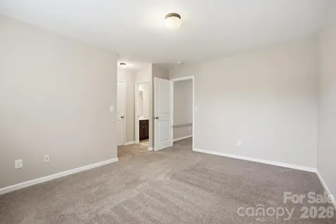 9013 Gailes Drive Charlotte NC 28278