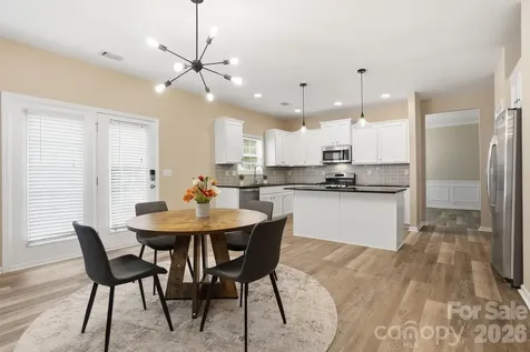 9013 Gailes Drive Charlotte NC 28278