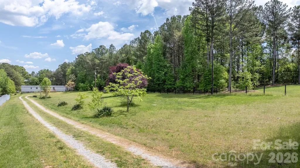 1293 Bess Chapel Church Road Cherryville NC 28021