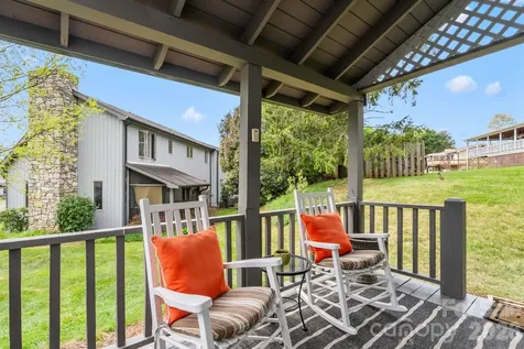 108 Kyfields Drive Weaverville NC 28787