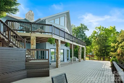 8611 Island Point Road Charlotte NC 28278