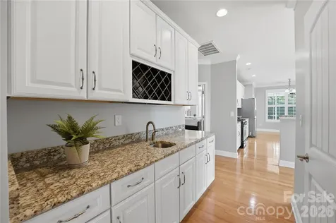 5068 Gladiola Way Tega Cay SC 29708