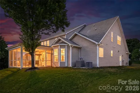 5068 Gladiola Way Tega Cay SC 29708