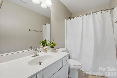 5068 Gladiola Way Tega Cay SC 29708