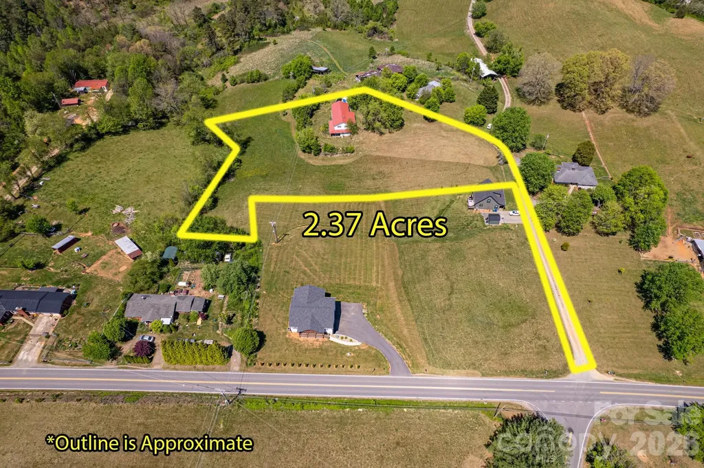 16 Rocking Chair Lane Leicester NC 28748