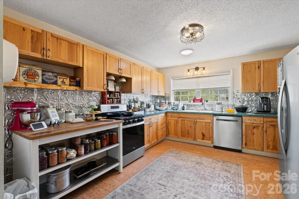 441 Hunters Glen Lane Hendersonville NC 28739
