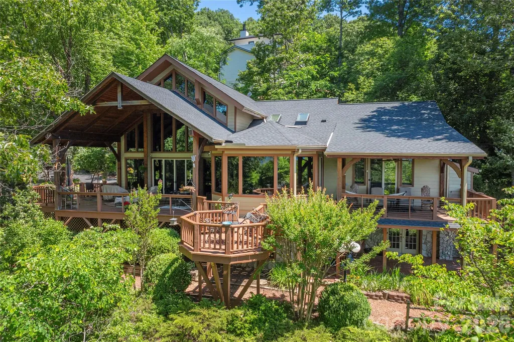 1108 Rocky Knob Road Waynesville NC 28786