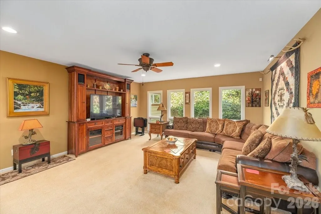 1108 Rocky Knob Road Waynesville NC 28786
