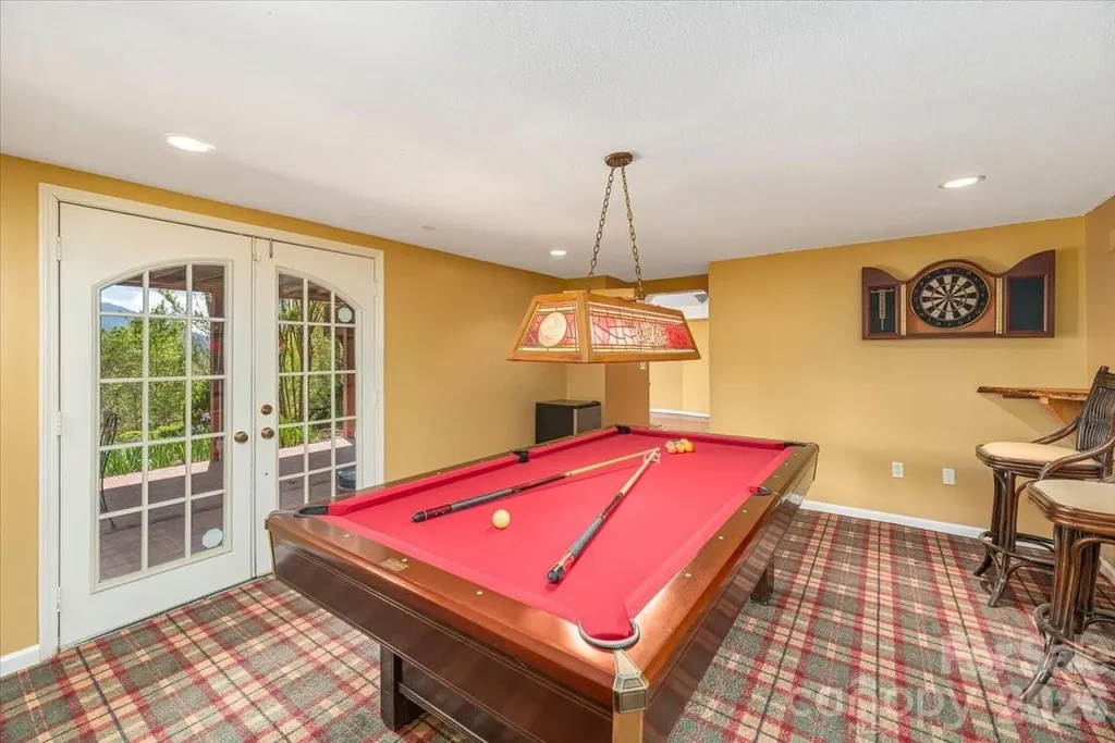 1108 Rocky Knob Road Waynesville NC 28786