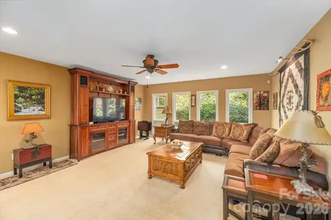 1108 Rocky Knob Road Waynesville NC 28786