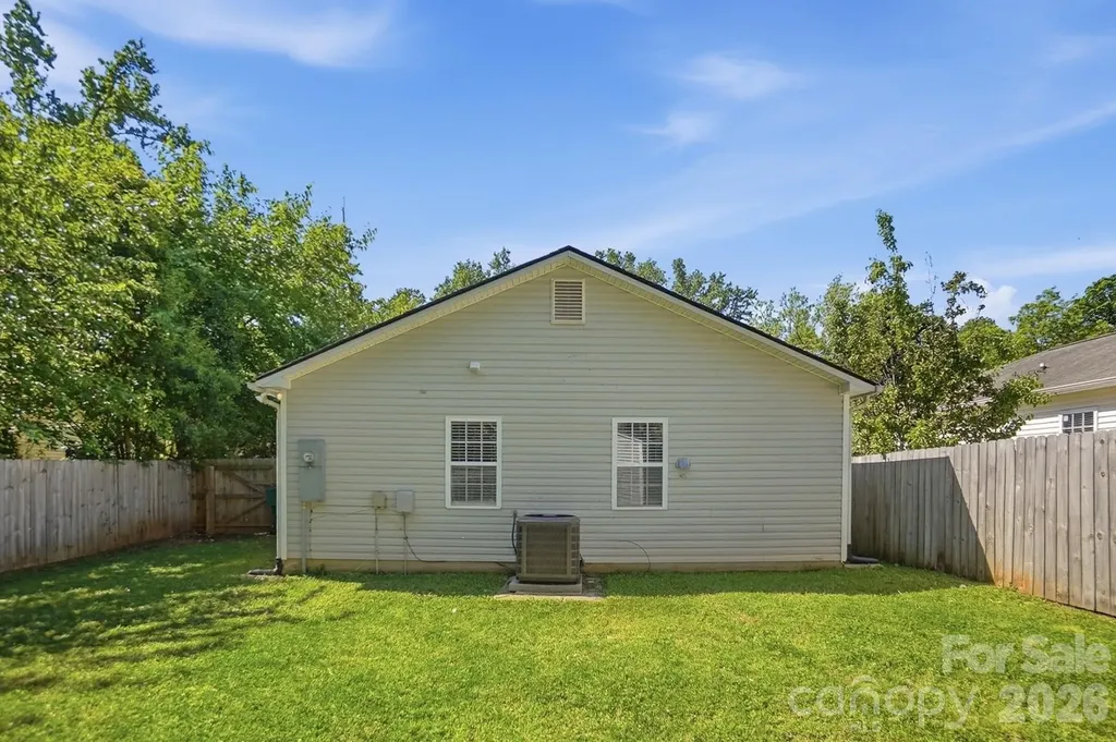 906 Key Street Charlotte NC 28208