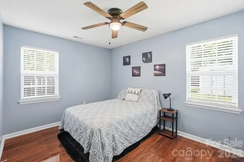 906 Key Street Charlotte NC 28208