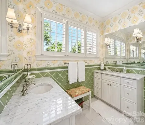 2744 Normandy Road Charlotte NC 28209
