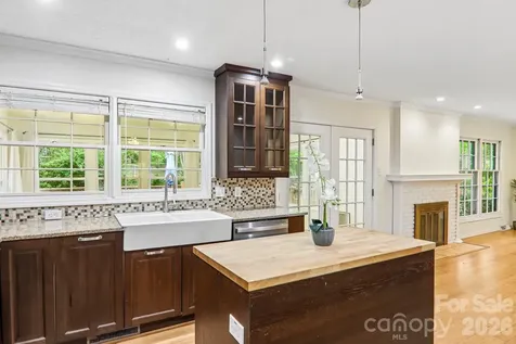 14 Forest Ridge Drive Arden NC 28704