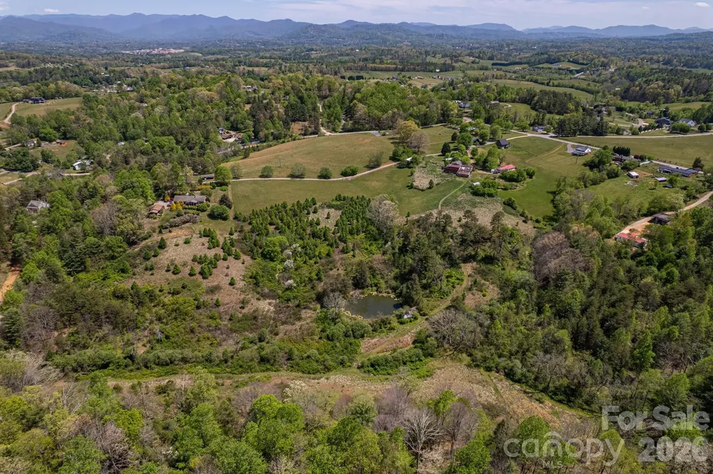 16 Rocking Chair Lane Leicester NC 28748