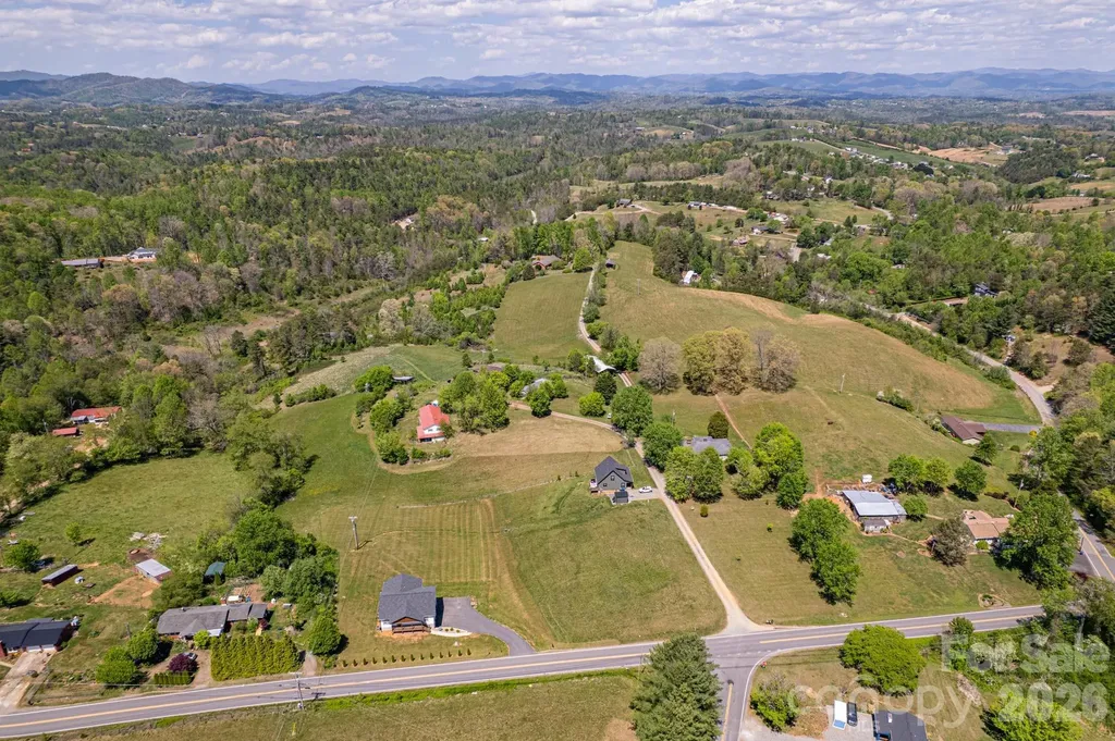16 Rocking Chair Lane Leicester NC 28748