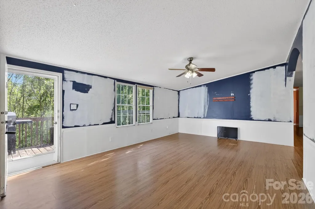 2324 Alfred Hartley Road Lenoir NC 28645