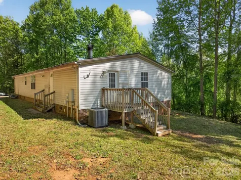 2324 Alfred Hartley Road Lenoir NC 28645