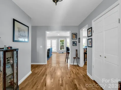 179 Kingfisher Lane Mills River NC 28759