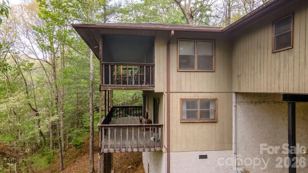 396 Winding Way Drive Franklin NC 28734