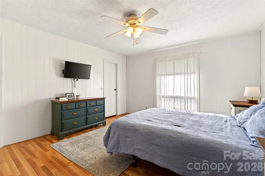 1191 Dale Road Spruce Pine NC 28777