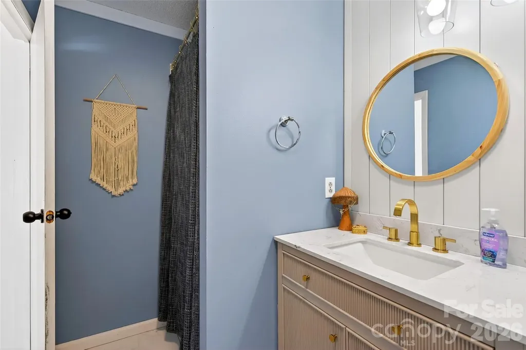 1191 Dale Road Spruce Pine NC 28777