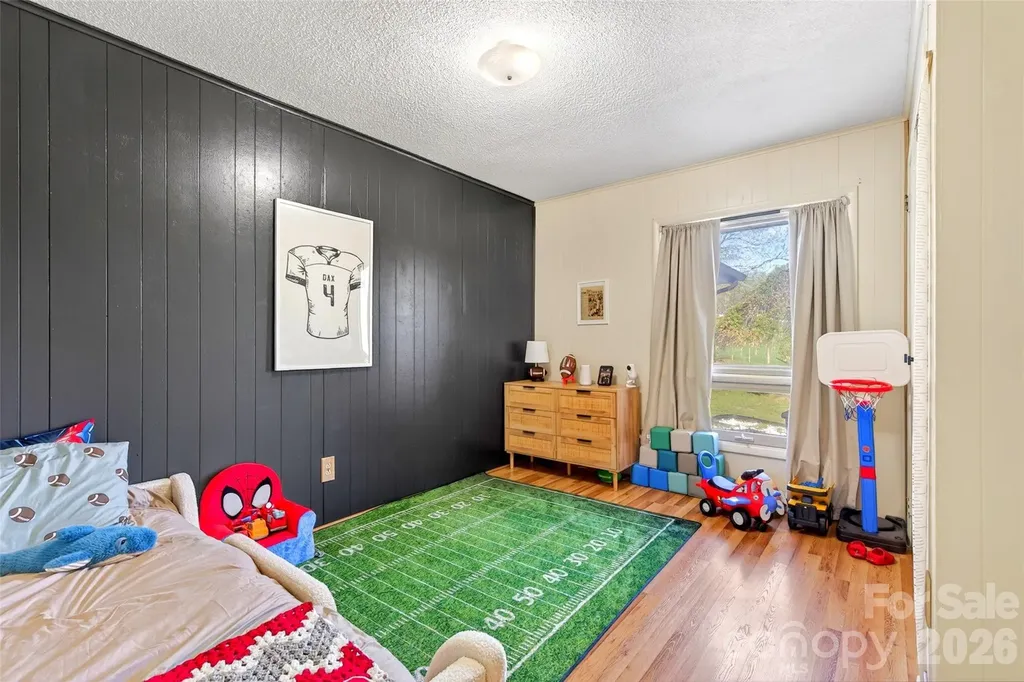 1191 Dale Road Spruce Pine NC 28777
