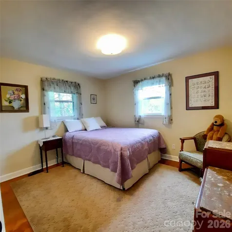 604 Substation Street Hendersonville NC 28792
