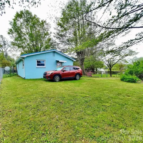 604 Substation Street Hendersonville NC 28792