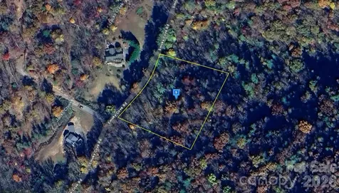 9 Smoky Cove Road Whittier NC 28789