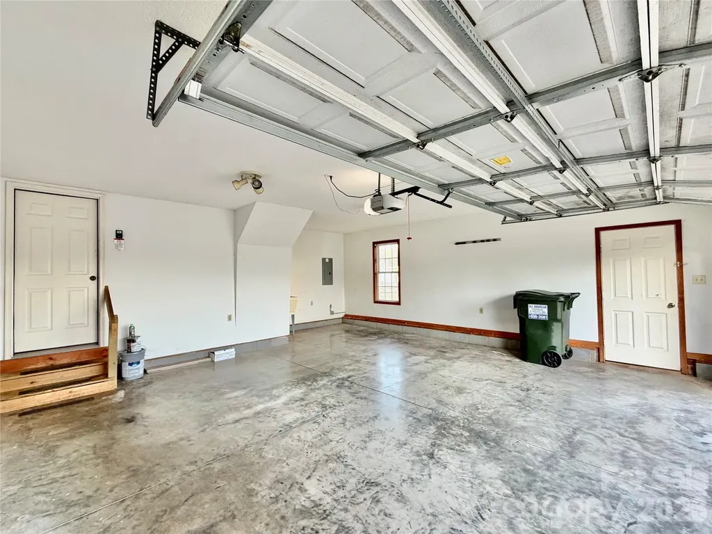 1070 Lucky Lane Salisbury NC 28146