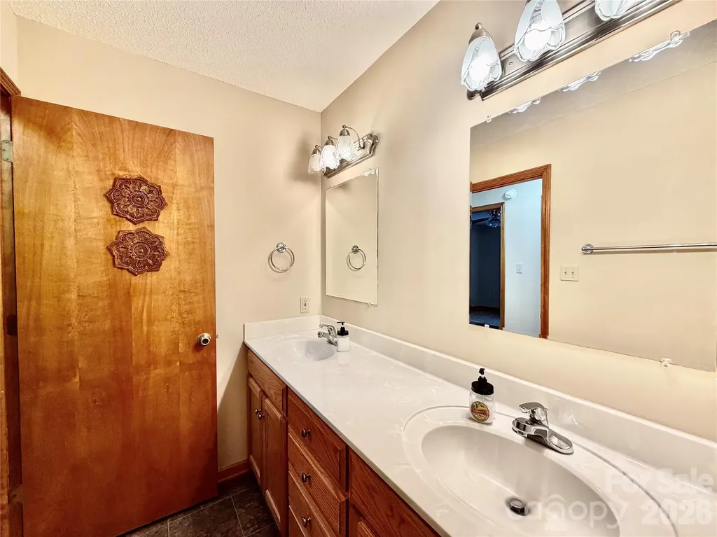 1070 Lucky Lane Salisbury NC 28146