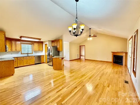 1070 Lucky Lane Salisbury NC 28146