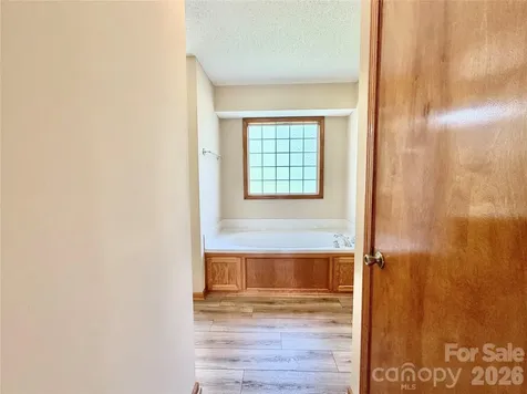 1070 Lucky Lane Salisbury NC 28146