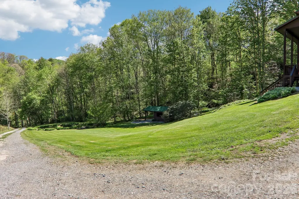 129 Cash Phillips Drive Mars Hill NC 28754