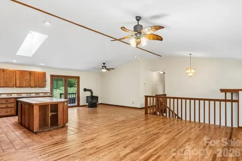 129 Cash Phillips Drive Mars Hill NC 28754