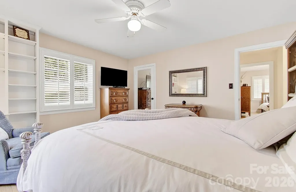 41 Arthur Road Asheville NC 28806